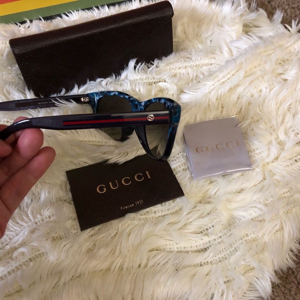 NWT Authentic Gucci Sunglasses 🕶 😍❤️❤️❤️💖💖💖
